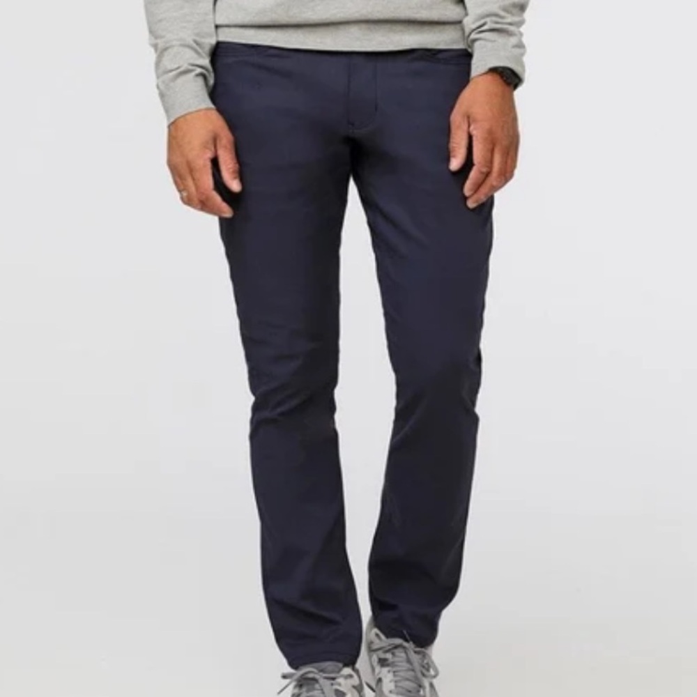 Duer men’s navy relaxed fit stretch pants